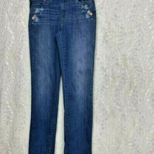 Levis Mid Rise Skinny 30″ Embroidered Flowers Cott